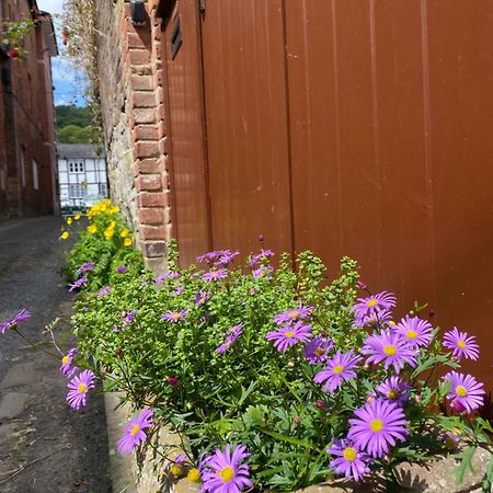Pass The Keys Quaint 1 Bedroom Cottage In Church Stretton Exterior photo