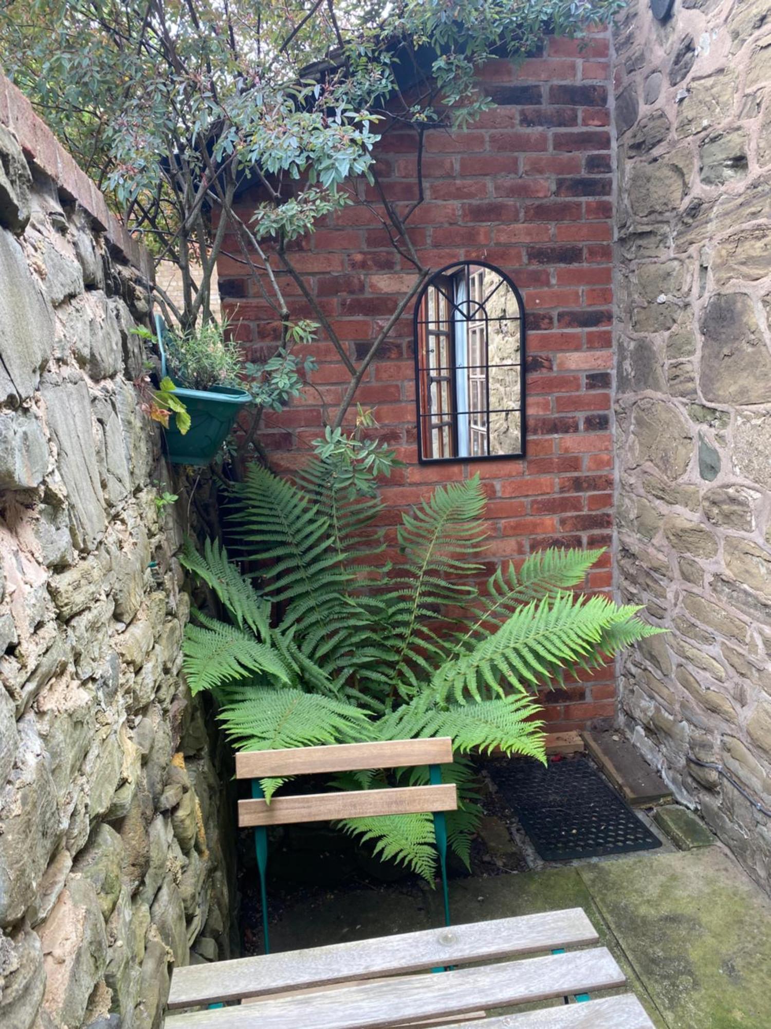 Pass The Keys Quaint 1 Bedroom Cottage In Church Stretton Exterior photo